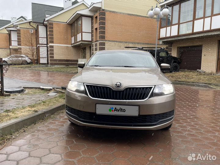 Skoda Rapid 1.6 AT, 2018, 126 000 км