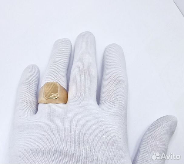 Золотая печатка 8,9гр / кольцо