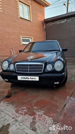 Mercedes-Benz E-класс 2.0 AT, 1997, битый, 353 000 км