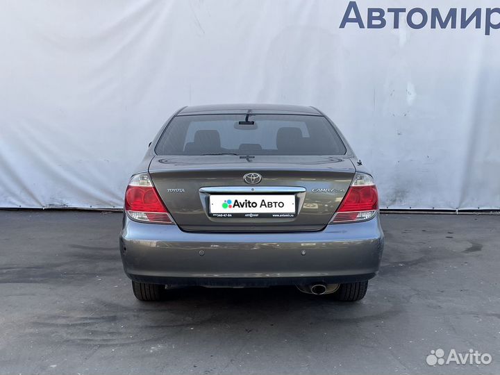 Toyota Camry 2.4 AT, 2005, 155 300 км