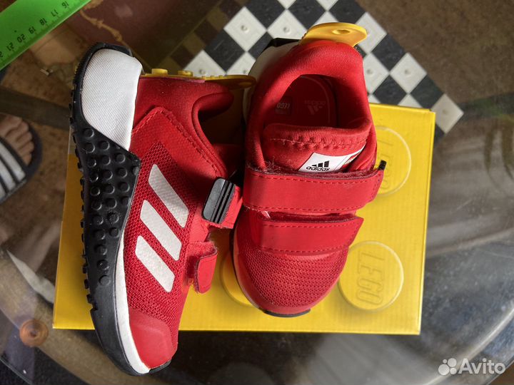 Кроссовки adidas для девочки 20 размер