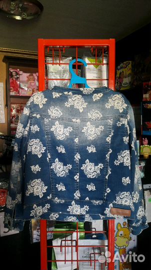 Куртка джинсовая