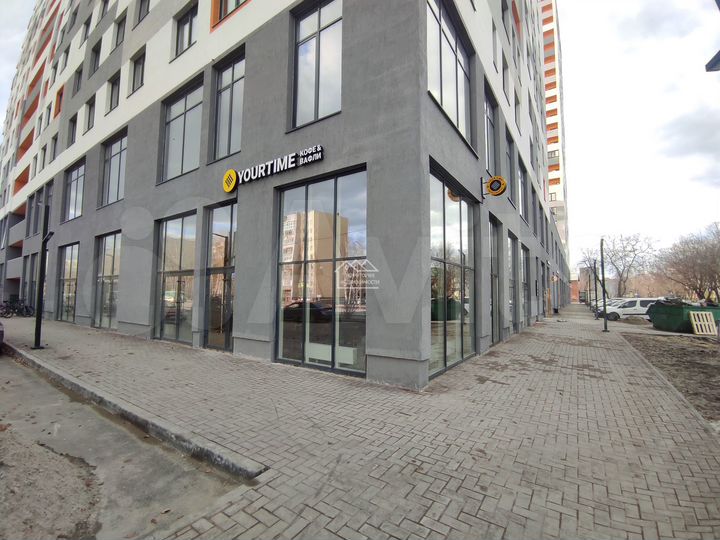 Торговое помещение 48.5 кв.м. в ЖК 