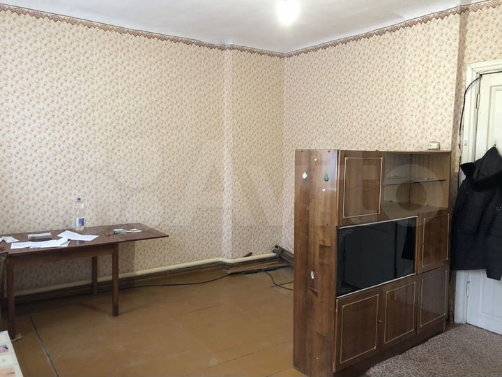 Комната 21 м² в 3-к., 1/2 эт.