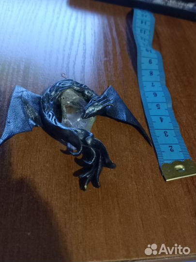 Украшение из натуральной кожи. Дракон