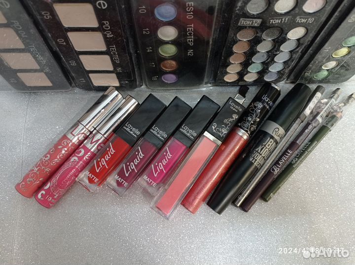 Набор косметики Lavelle+тушь rude obnoxious, 16 шт