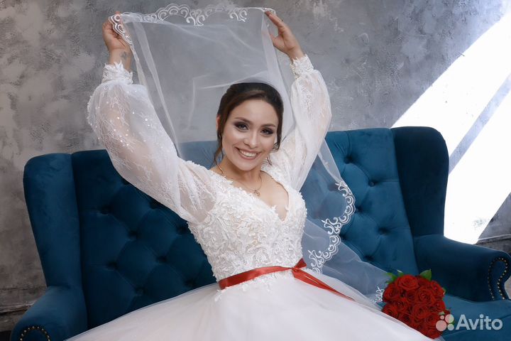 Свадебное платье