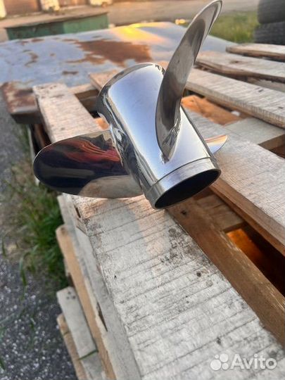 Винт гребной yamaha 16