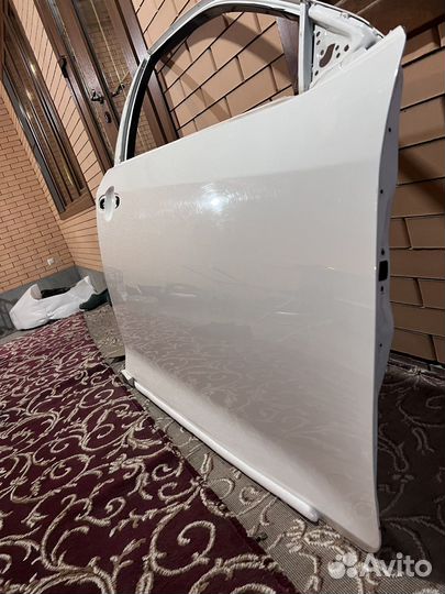 Передняя правая дверь 55 кузов камри