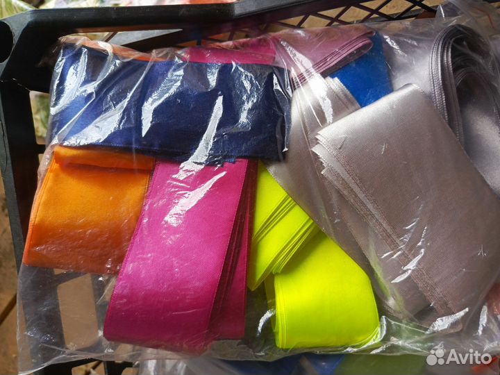 Бусины, ленты