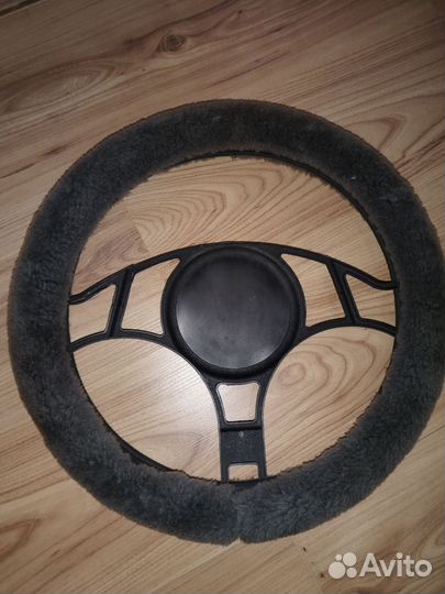 Меховая оплетка на руль