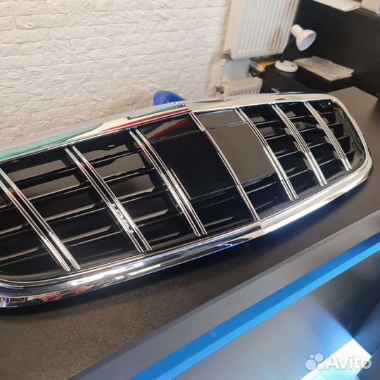 Решетка радиатора Mersedes S класс W222 Brabus