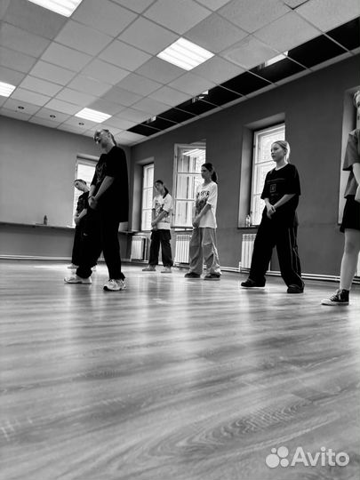 Танцы для взрослых hip hop/girly hip hop