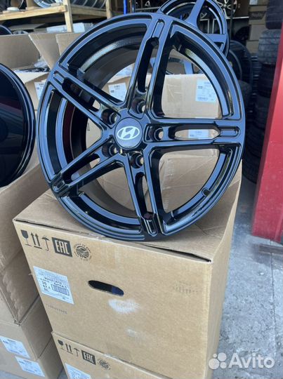 Диски Venti Hyundai Black R16 5/114.3