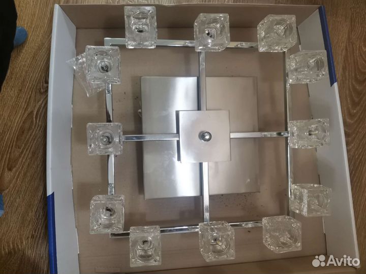 Люстра галогеновая