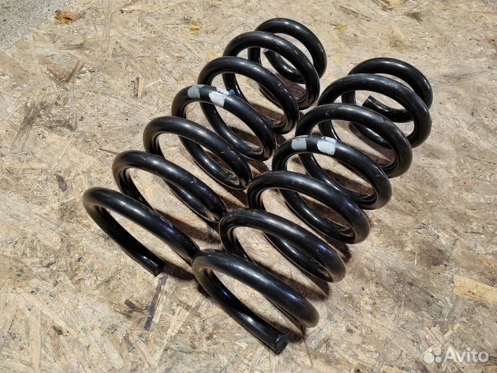 Пружина передняя Volkswagen Amarok рест. 2018