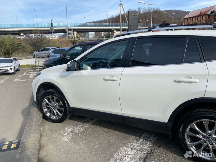 Toyota RAV4 2.5 AT, 2016, 106 163 км