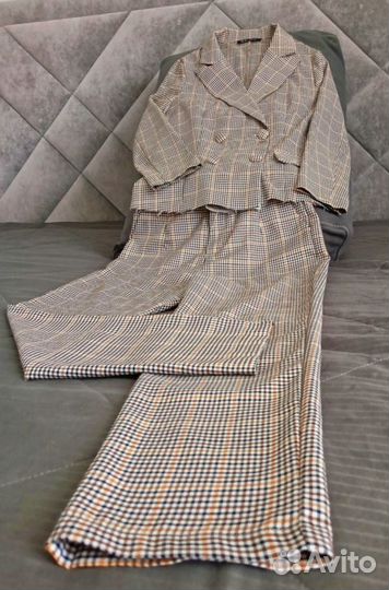 Брючный костюм женский 40 42