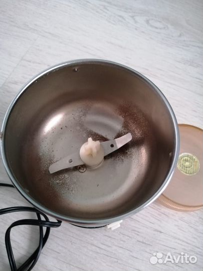 Кофемолка электрическая