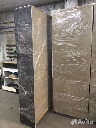 Шкаф витрина