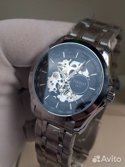 Масивные красивые механические мужские часы Tissot