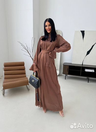 Роскошное платье в пол