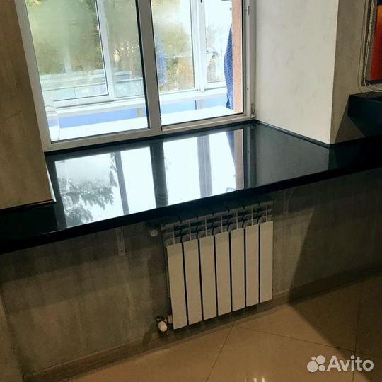 Подоконник из кварцевого агломерата