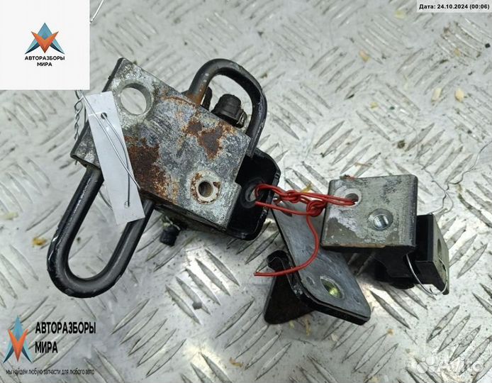 Петля двери Audi A3 8P/8PA 2-й рест. 2012