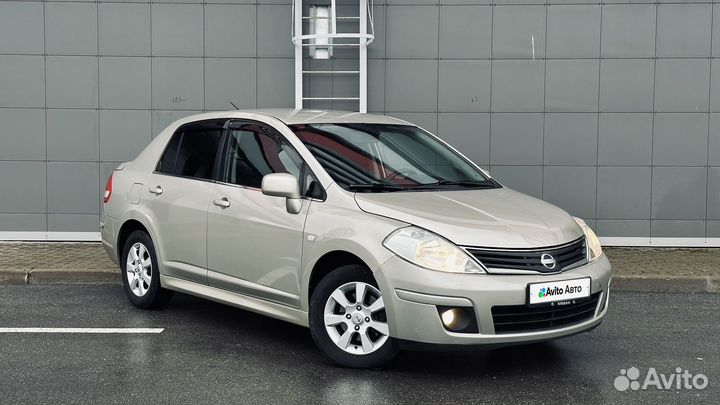 Nissan Tiida 1.6 AT, 2011, 187 000 км