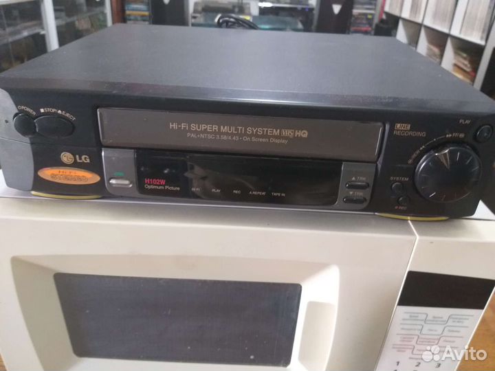 Видеомагнитофон HI FI стерео