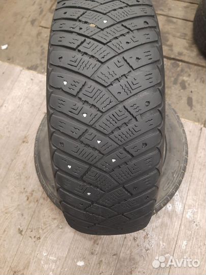 Goodyear Ultragrip Ice Arctic 185/70 R14