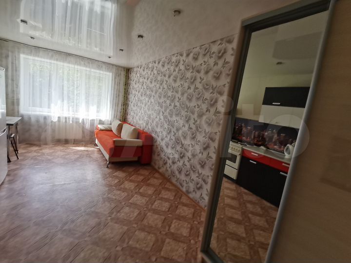 Комната 18,2 м² в > 9-к., 2/5 эт.