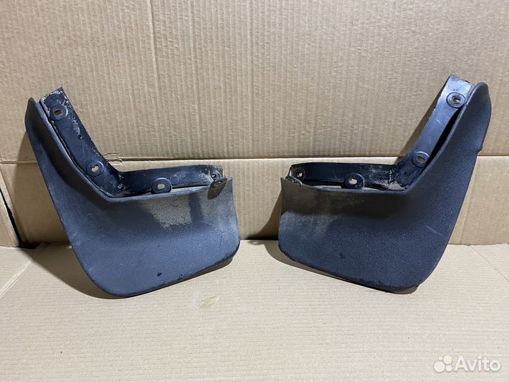 Брызговик задний Volkswagen Jetta 6