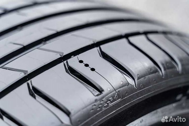 Michelin Pilot Sport 5 275/40 R18 103Y