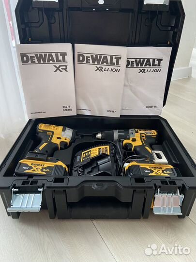 Dewalt набор шуруповёрто DCK266P2T DCF887 + DCD796