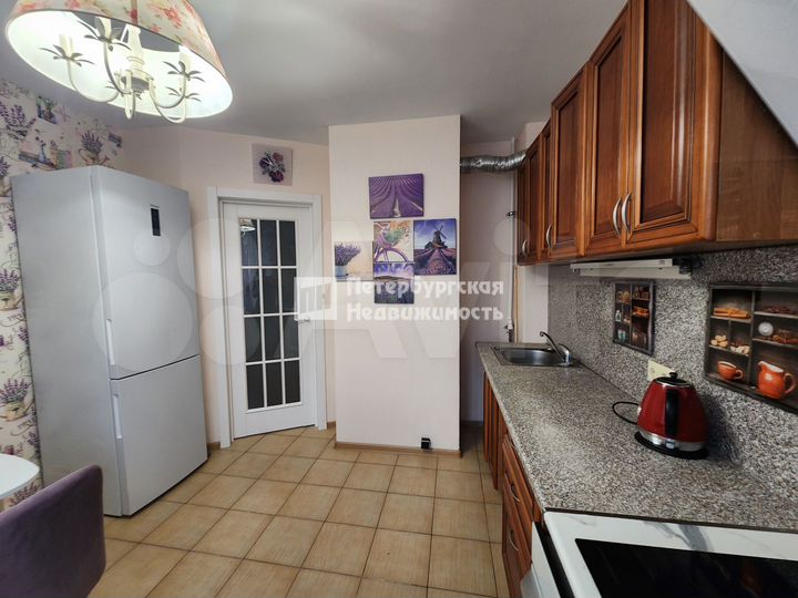 2-к. квартира, 54,3 м², 4/10 эт.