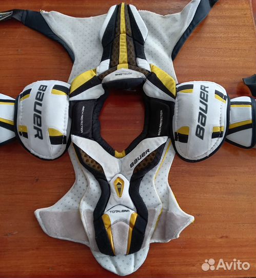 Хоккейная форма