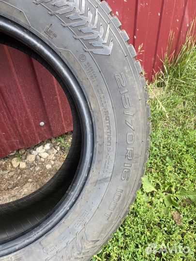 Nokian Tyres Hakkapeliitta 8 SUV 215/70 R16 100T