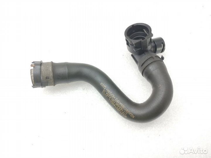 Патрубок системы охлаждения Mercedes-Benz E-Class