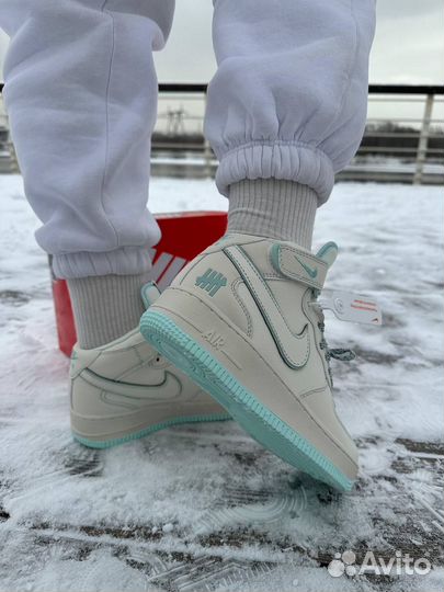 Кроссовки женские nike