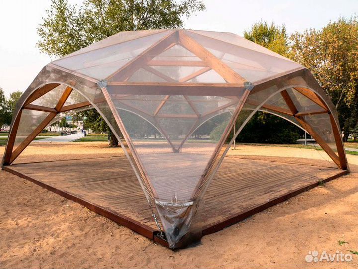 Деревянный шатер