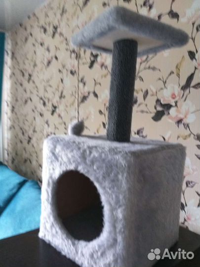 Домик для кошки новый