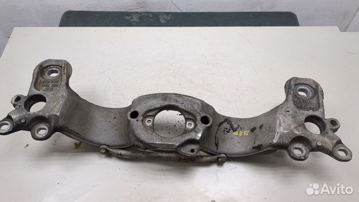 Балка под кпп Audi A4 (B7) 2 tfsi, 2007