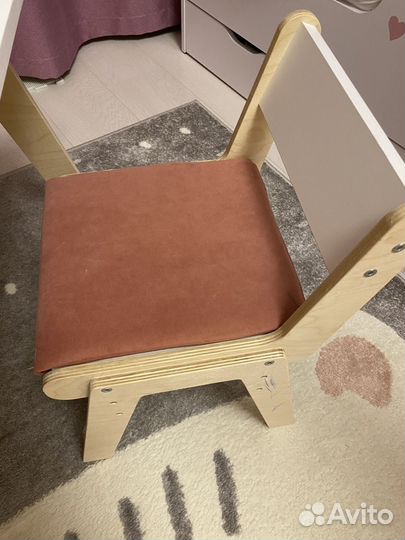 Детский стол и стул