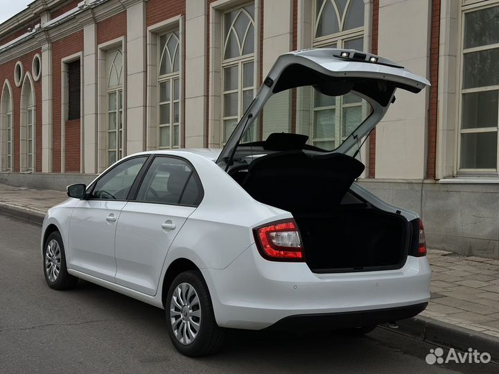 Skoda Rapid 1.6 AT, 2019, 39 600 км