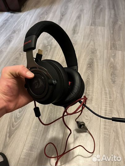 Игровые наушники с микрофоном