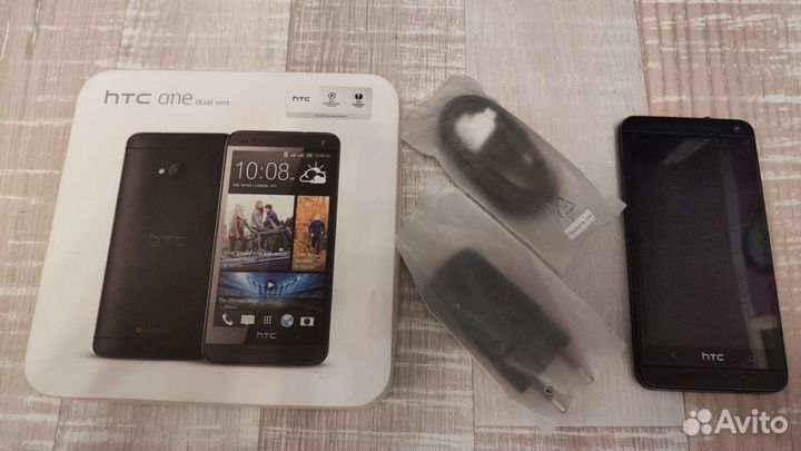HTC One dual sim