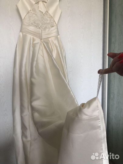 Свадебное платье со шлейфом + подъюбник+фата