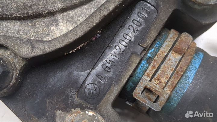 Насос водяной Mercedes C W204, 2012