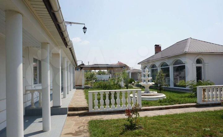 Дом 400 м² на участке 13,5 сот.